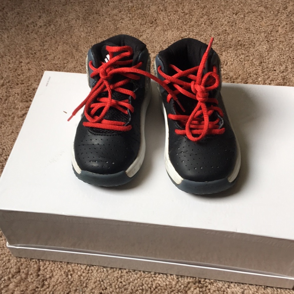Adidas Derrick Rose
